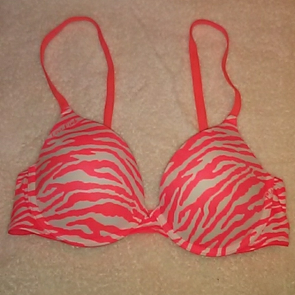 PINK VS bra